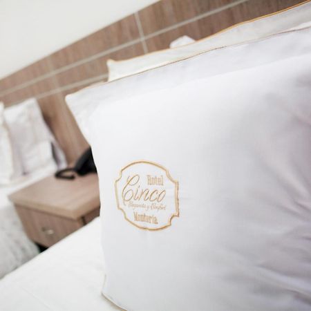Hotel Cinco Monteria Exterior photo